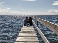 Foto: Torben Villumsen. Vestsjællands kyst, en badebro.